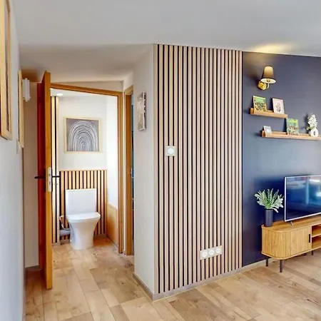 Domaine De La Bougerie De *