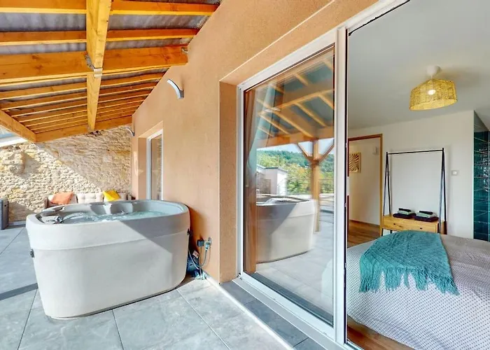 Domaine De La Bougerie De Villa