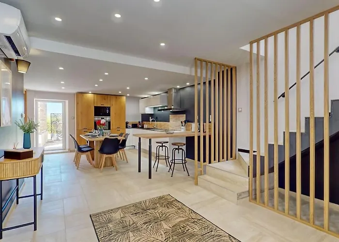 Villa Domaine De La Bougerie De *